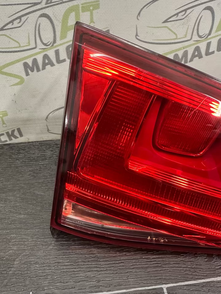 5G0945093M Rücklicht Heckleuchte Links Original VW Golf VII