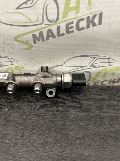 04L089B Einspritzleiste Kraftstoffzuführung 2,0 Tdi Vw Golf VII