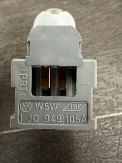 1J0947413 Innenleuchte Vorne Rechts VW Golf VI 1J1