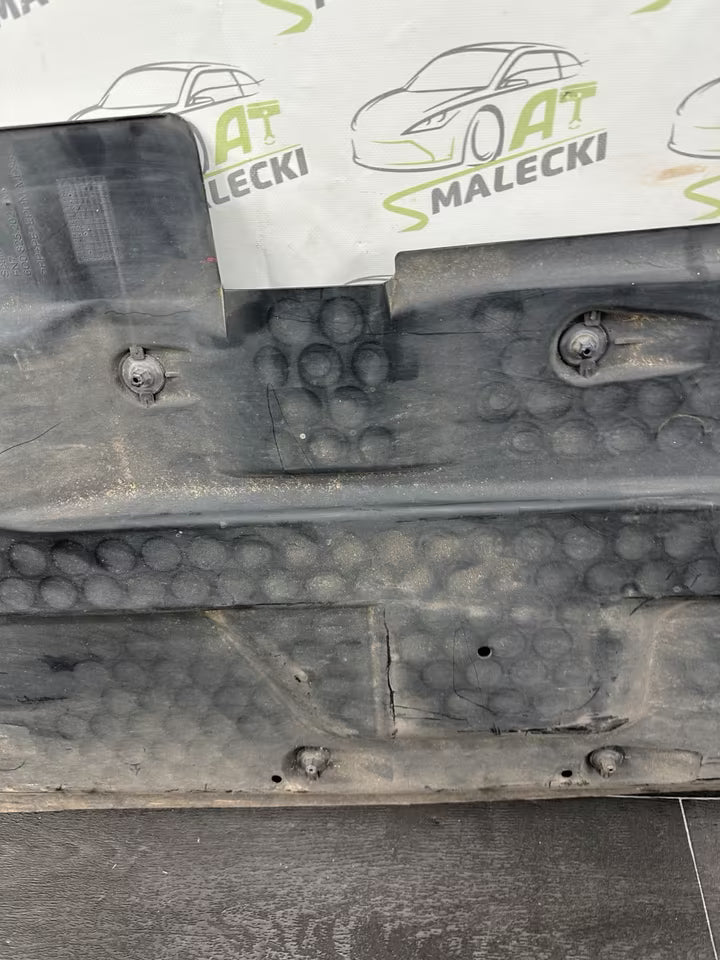 6Q0825202M Rechte Unterbodenabdeckung für VW Polo 6R