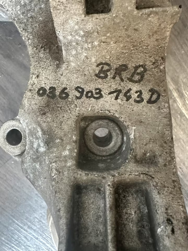 036903143D Motorhalter für Audi A4 8E B7 BRB