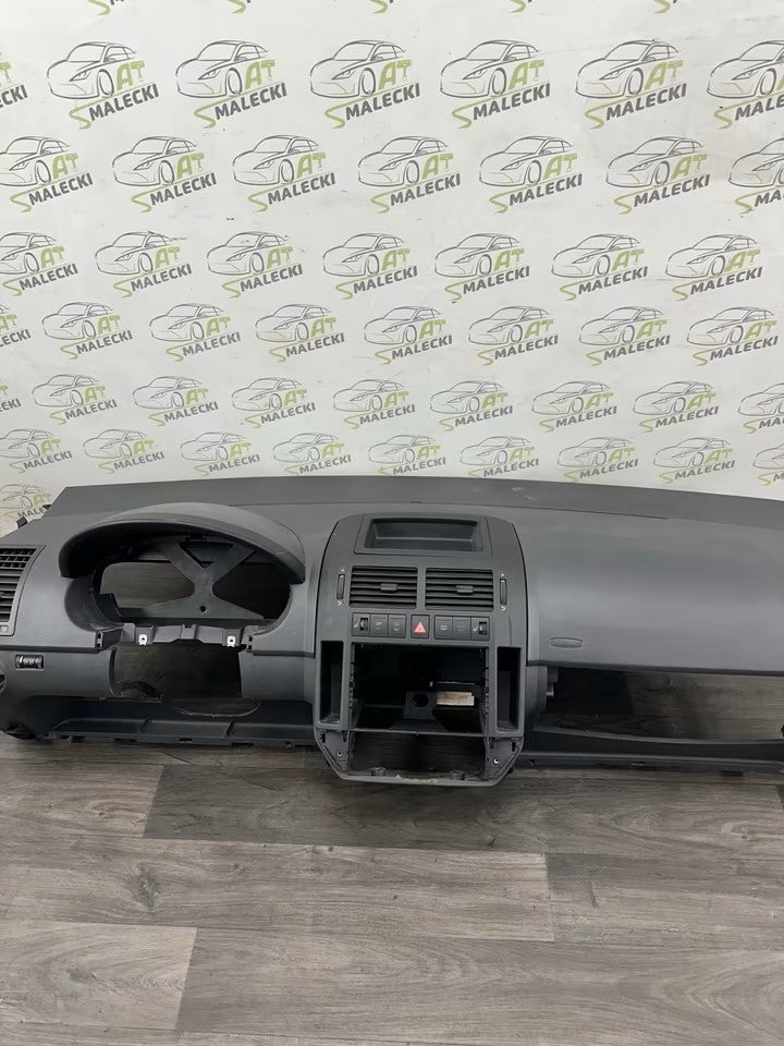 Armaturenbrett Cockpit Dashboard Vw Polo 9N3 05-09 Bj
