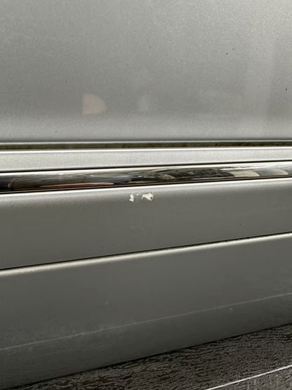 Türe Tür Vorne Rechts Mercedes B-Klasse W245 Farbe 761 05-11Bj