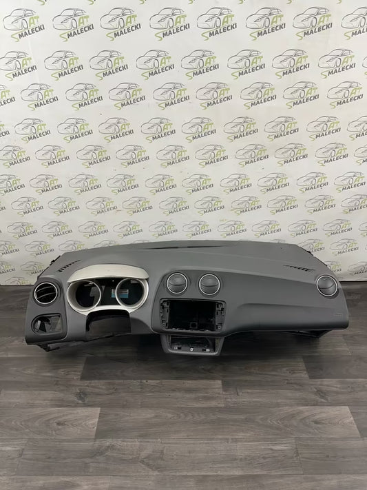 Armaturenbrett Cockpit Seat Ibiza 6J Modell 2012Bj Grau