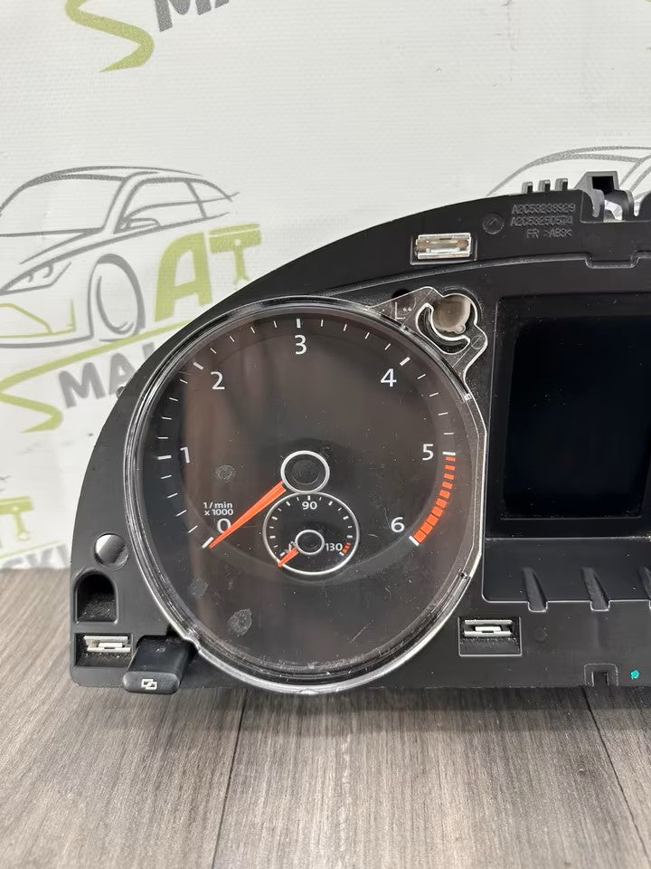 3C8920870A speedometer instrument cluster VW Passat CC 2.0 TDI 120000km
