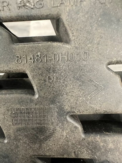 81482-0H010 Lüftungsgitter Set Opel Aygo Modell 81481-0H010