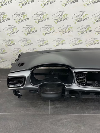 84711-H8000 Armaturenbrett Cockpit Dashboard Kia Rio IV 4 Modell