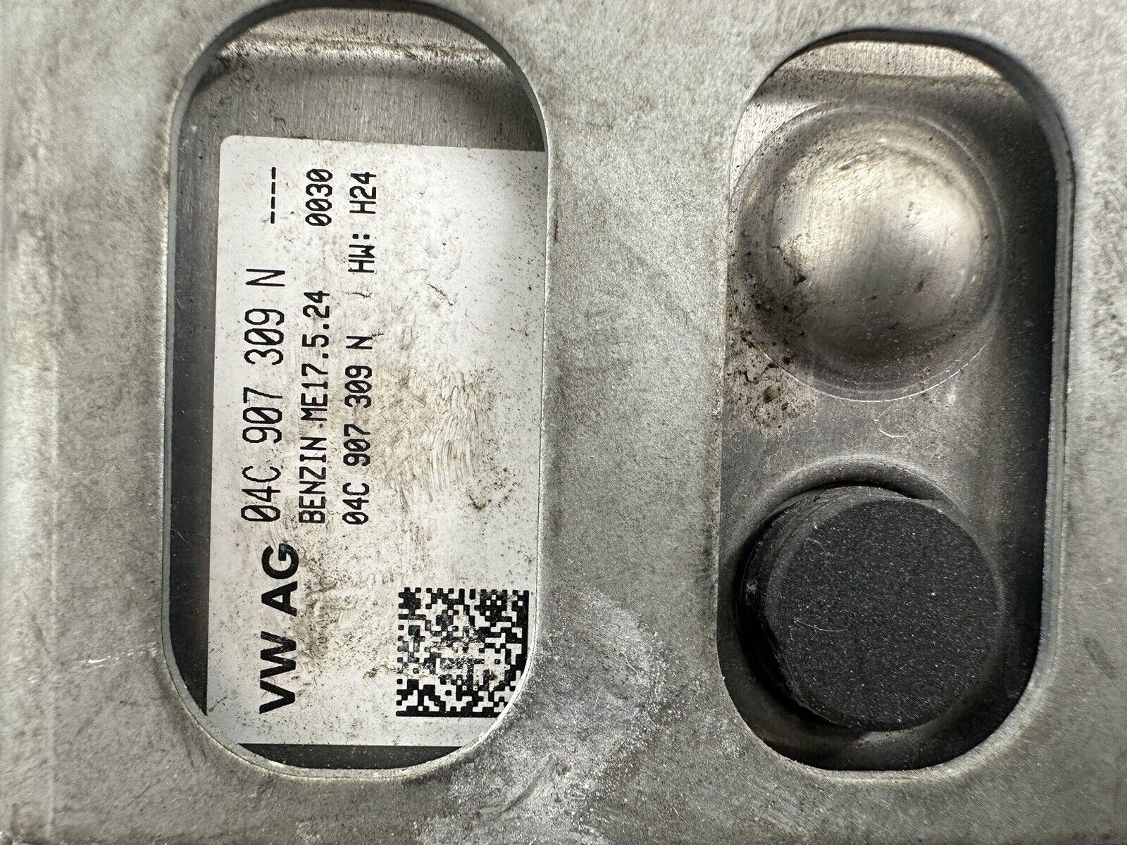 6305867