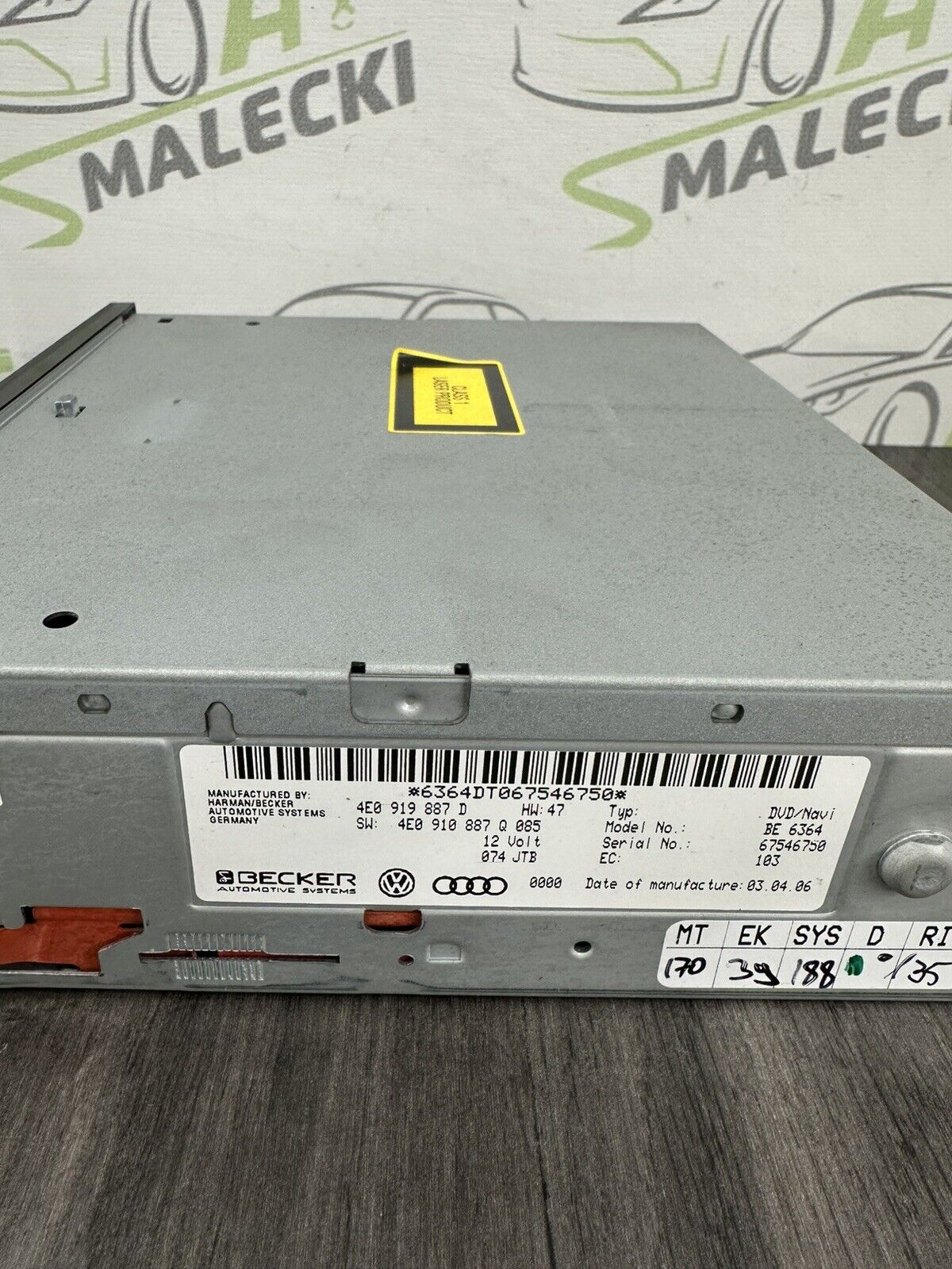 6305563