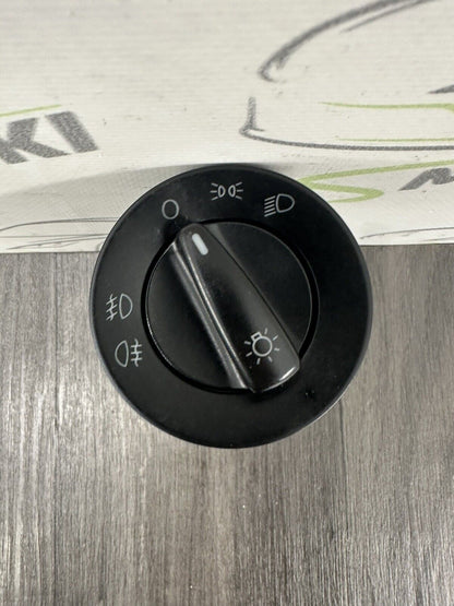 6308909