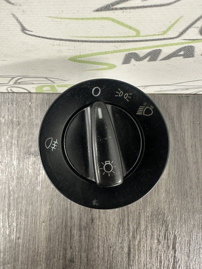 6308976