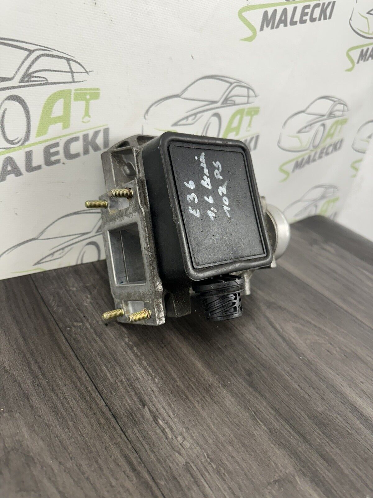 6305498