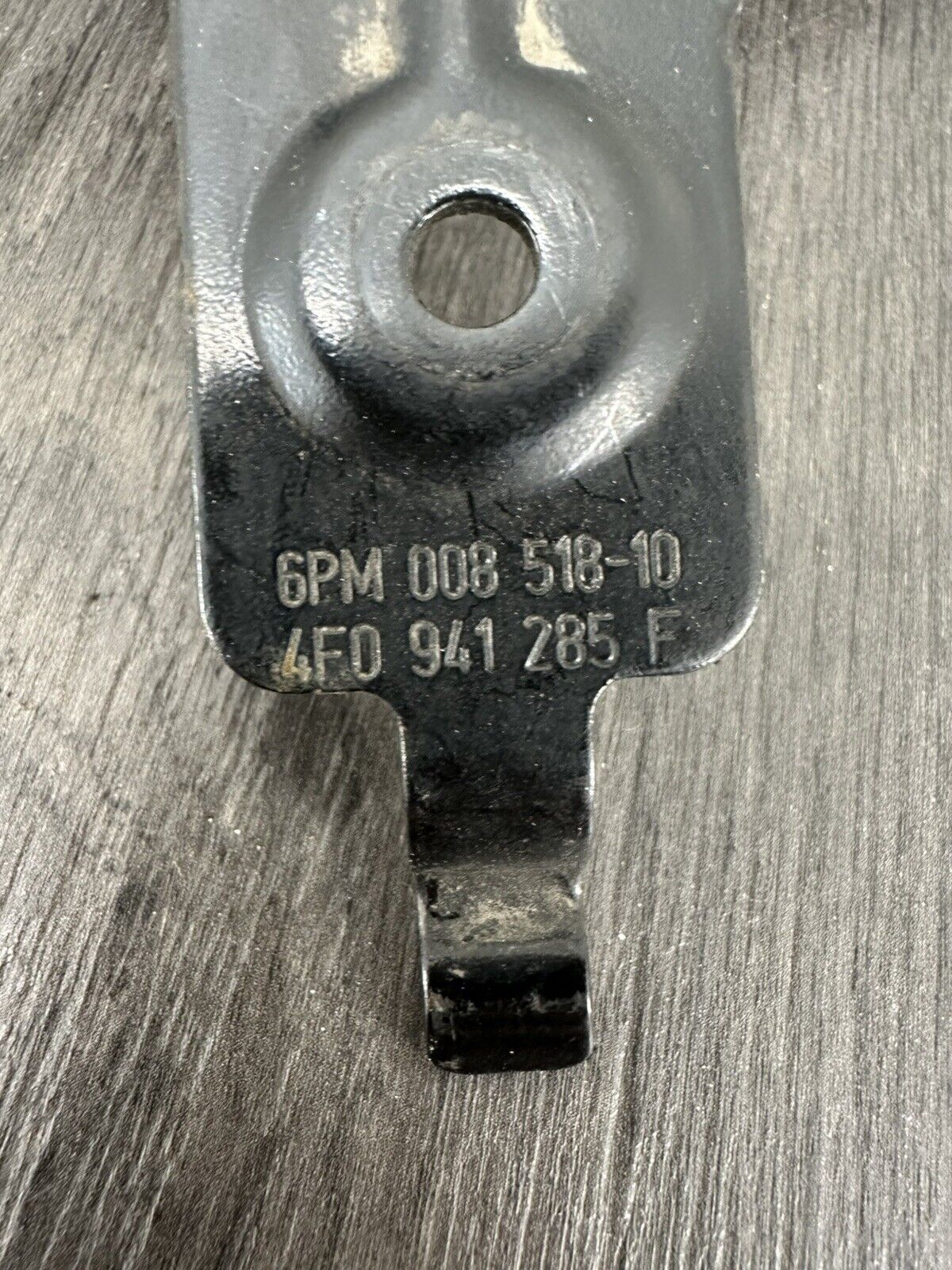 6305894