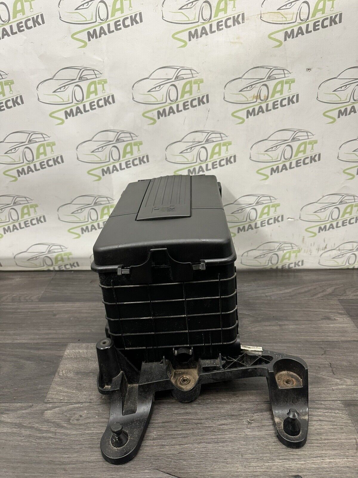 6305577