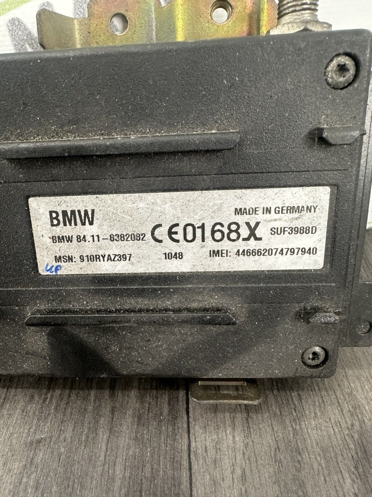 6305618