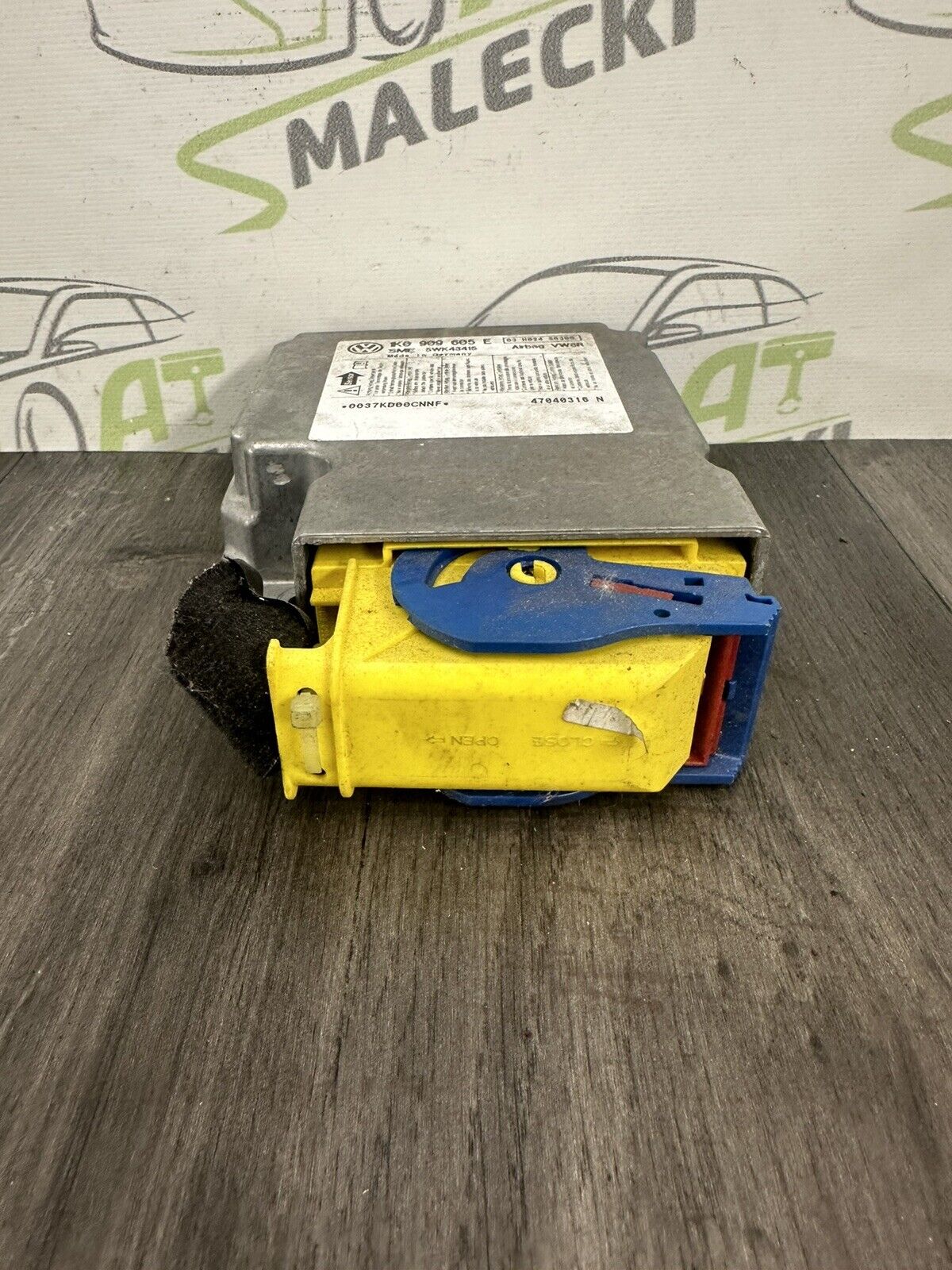 6305917