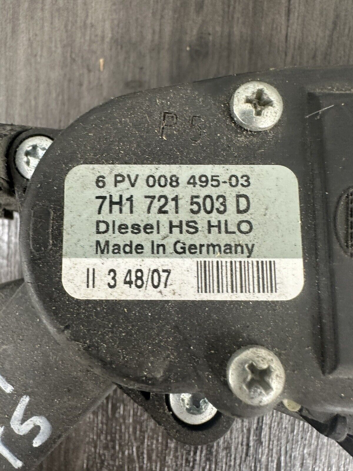 6308297