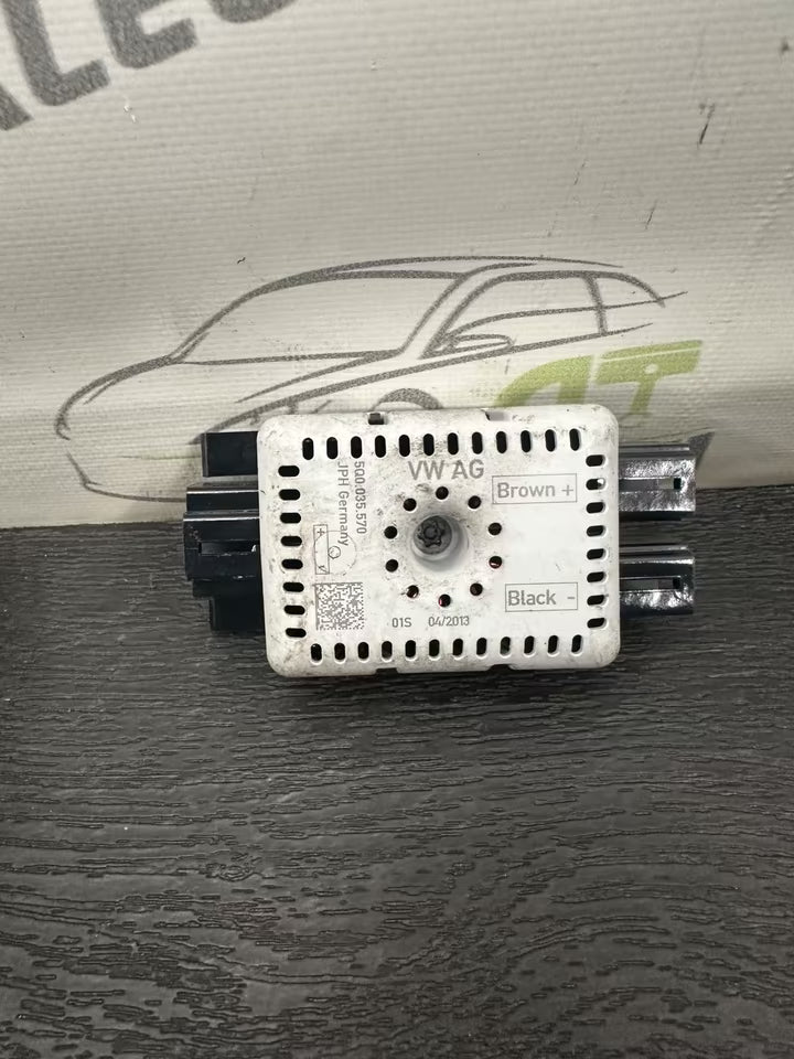 5Q0035570 Antennenverstärker VW Golf VII Modell