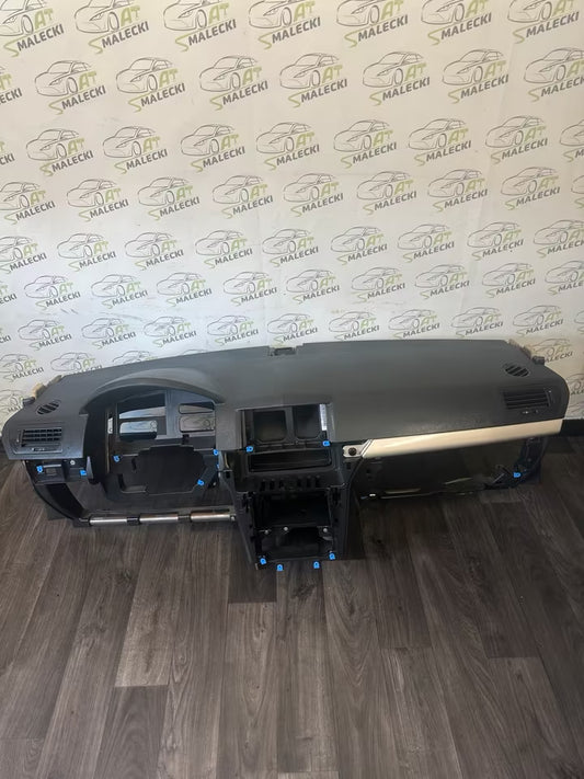 Armaturenbrett Cockpit für Opel Astra H 13113829