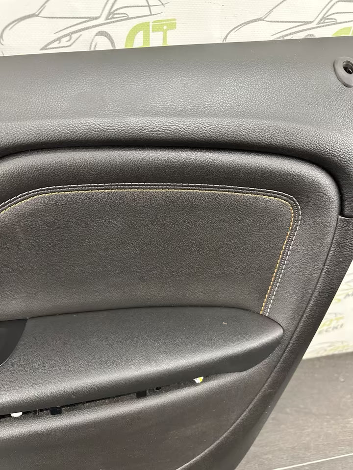 13489689 Türverkleidung Türpappe Vorne Rechts Opel Zafira C Model