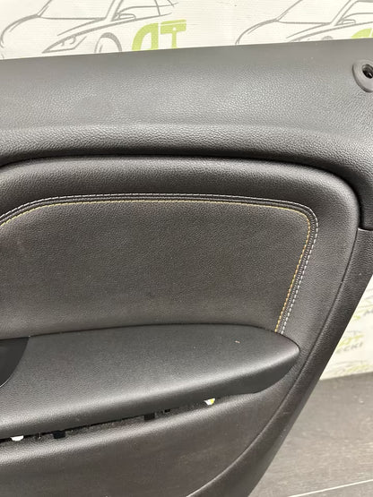 13489689 Türverkleidung Türpappe Vorne Rechts Opel Zafira C Model