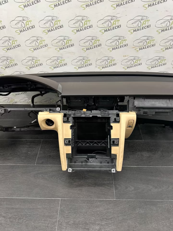 Armaturenbrett Cockpit Dashboard Vw Phaeton 3D Modell