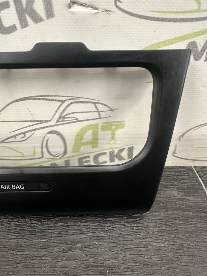 5K0858069P Verkleidung Blende Mittelkonsole VW Golf VI