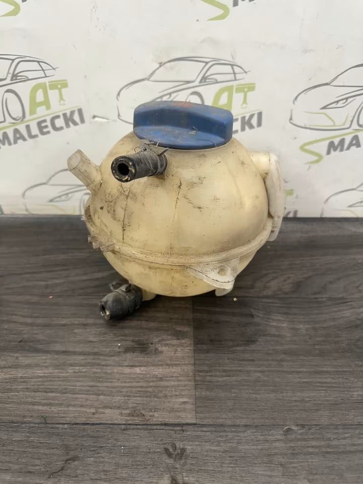 1J0121403B Ausgleichsbehälter Kühlwasserbehälter VW Golf IV