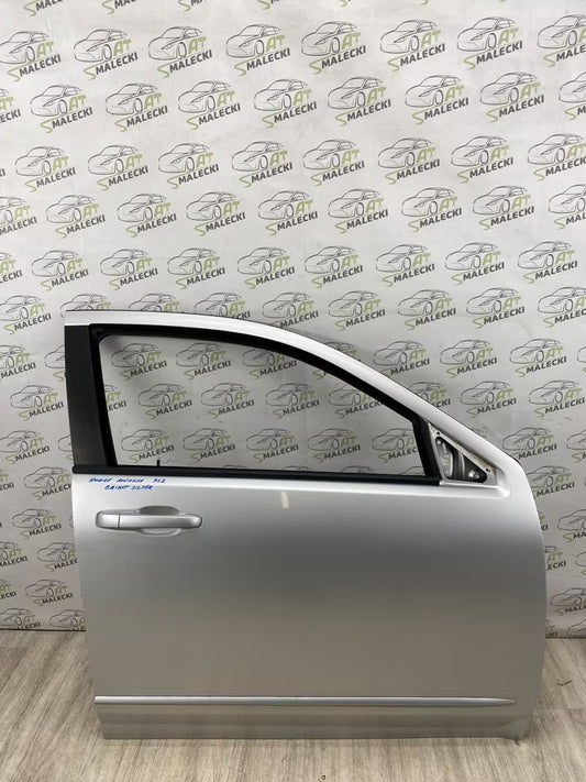 Türe Tür Vorne Rechts Dodge Avenger Farbe PS2 Bright Silver