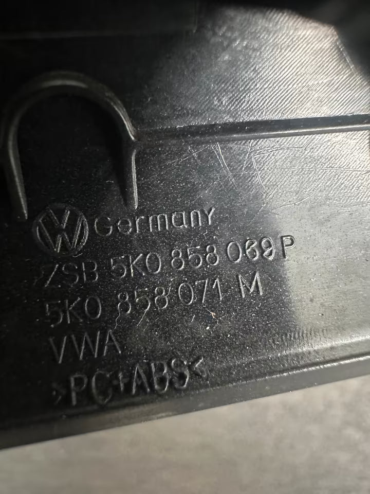 5K0858069P Verkleidung Blende Mittelkonsole VW Golf VI