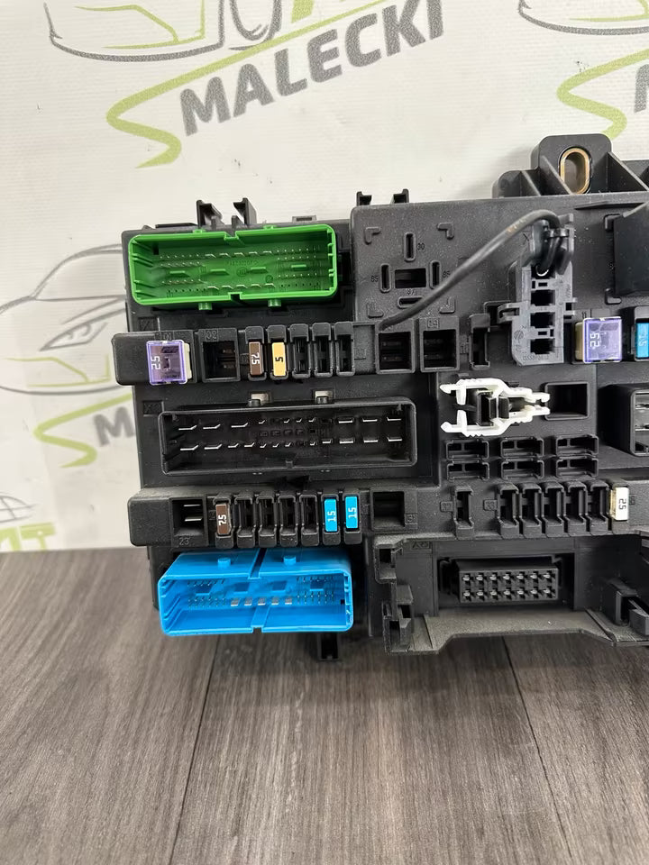 13222173 Sicherungskasten Relais Opel Astra H 1,7 Cdti 5DK008669