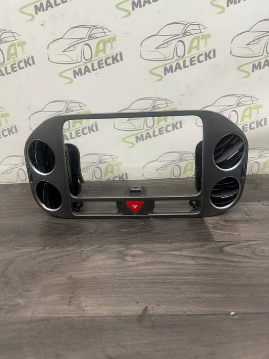 5M0858071K Verkleidung Armaturenbrett VW Tiguan 5N