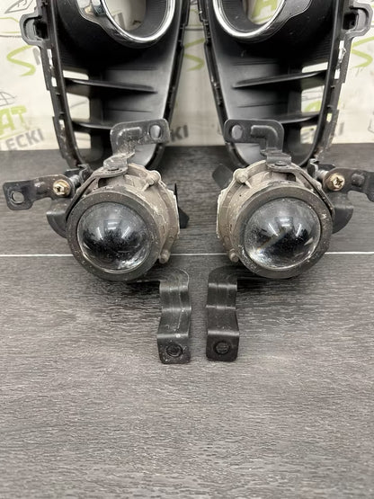 Nebelscheinwerfer Links Rechts inkl Blende Abdeckung Kia Rio IV 4