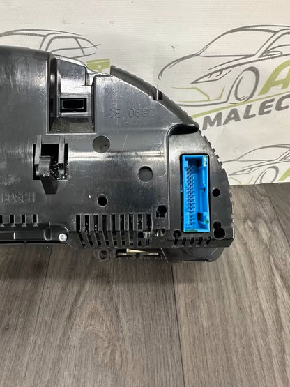 8E0920932 Speedometer instrument cluster Audi A4 B7 8E 8H 2.0 Tdi 153000km