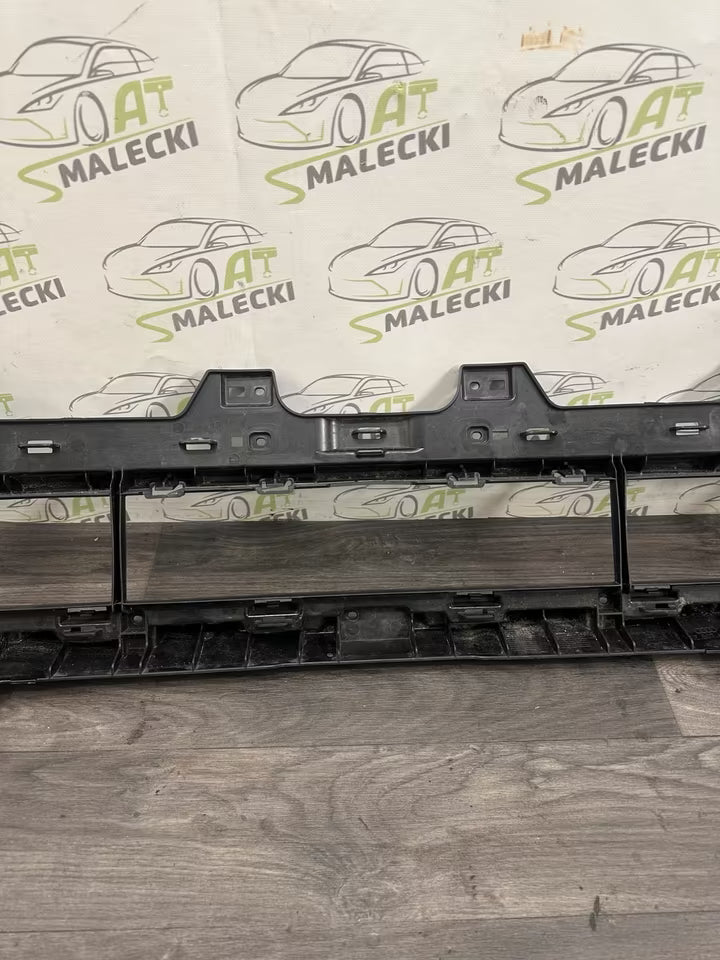4KE807683B Frontstoßstangen-Mittelgrill für Audi E-Tron