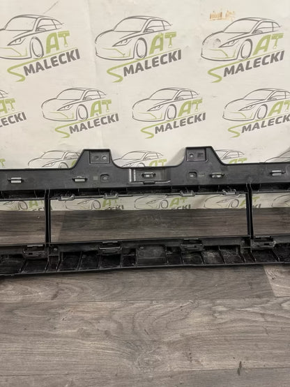 4KE807683B Frontstoßstangen-Mittelgrill für Audi E-Tron