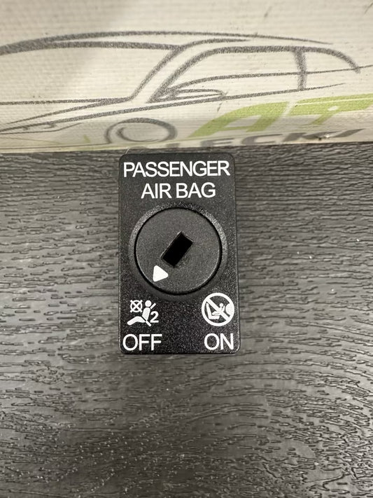 5Q0919237 Schalter Abschaltung Airbag Deaktivierung Audi A4 8W