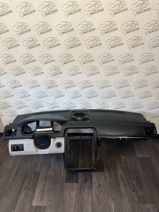Armaturenbrett für Mercedes-Benz B-Klasse W245 BJ 2008 Grau