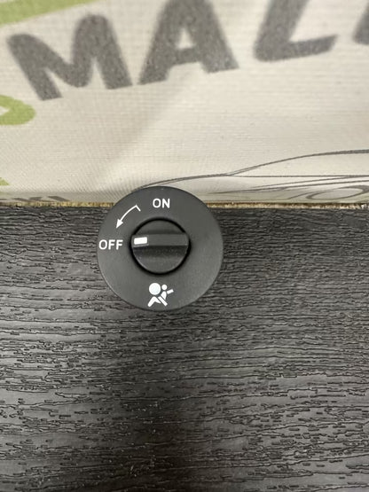 681995427R Schalter Abschaltung Airbag Renault Kangoo