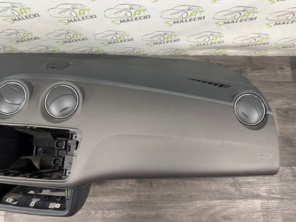 Armaturenbrett Cockpit Dashboard Seat Ibiza 6J Modell 2012