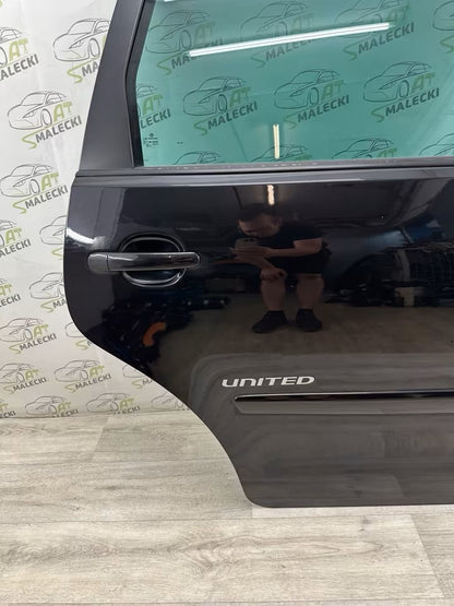 Türe Tür Hinten Rechts Vw Polo 9N 9N3 Modelle Farbe LC9Z Schwarz