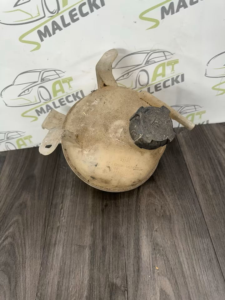 90410058 Ausgleichsbehälter Kühlwasserbehälter Opel Corsa B
