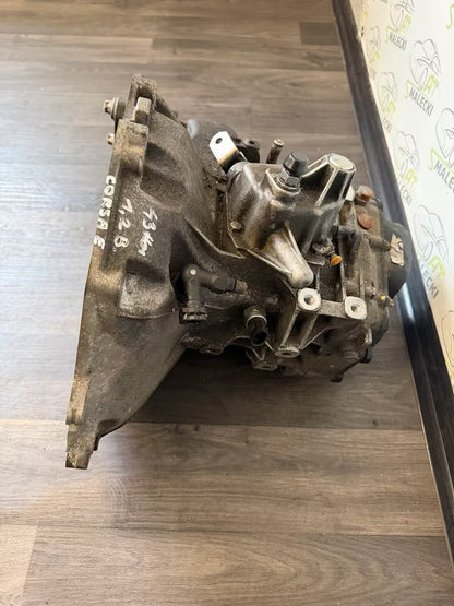 BFFS394 Getriebe Schaltgetriebe Opel Corsa E 1,2 Benzin 43000km