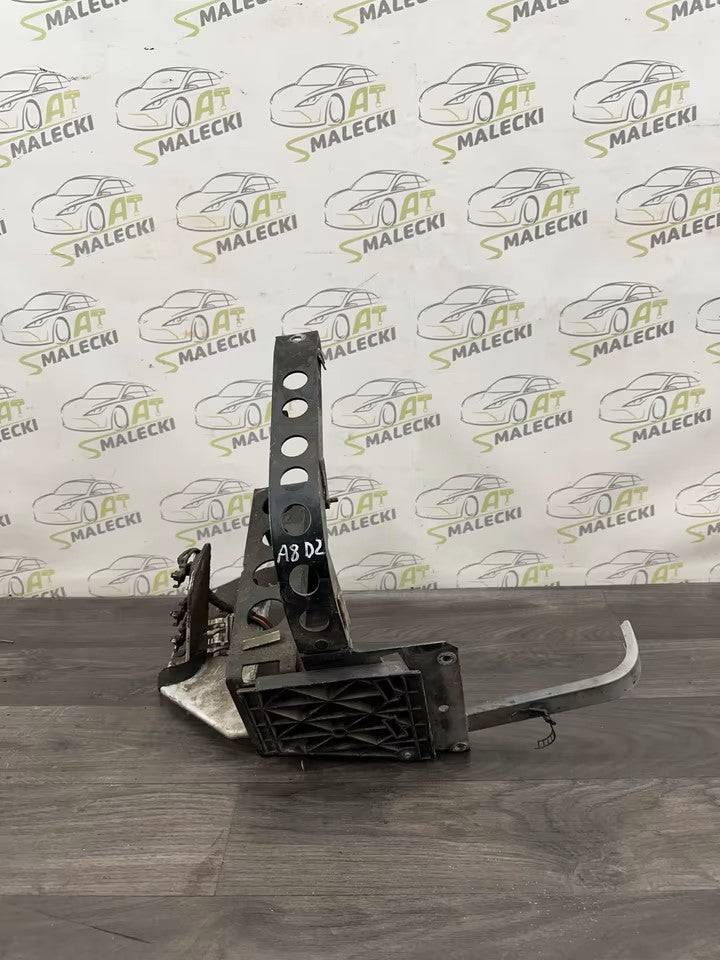 4D0821137A Kotflügelhalter Halterung Links Audi A8 D2 4D Modell