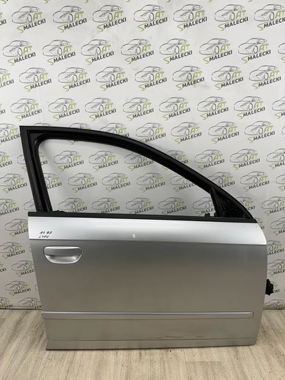 Tür Türe Vorne Rechts Audi A4 B7 8E Modell Farbe LY7W