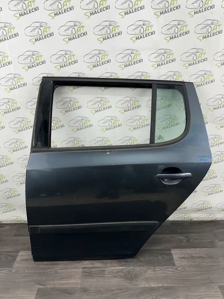 Türe Tür Hinten Links Skoda Fabia 5J Modell Farbe 9153 Grau