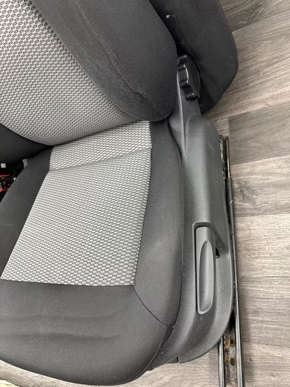 Sitze Innenausstattung Vw Polo 6R Modelle 4-Tür 09-15Bj