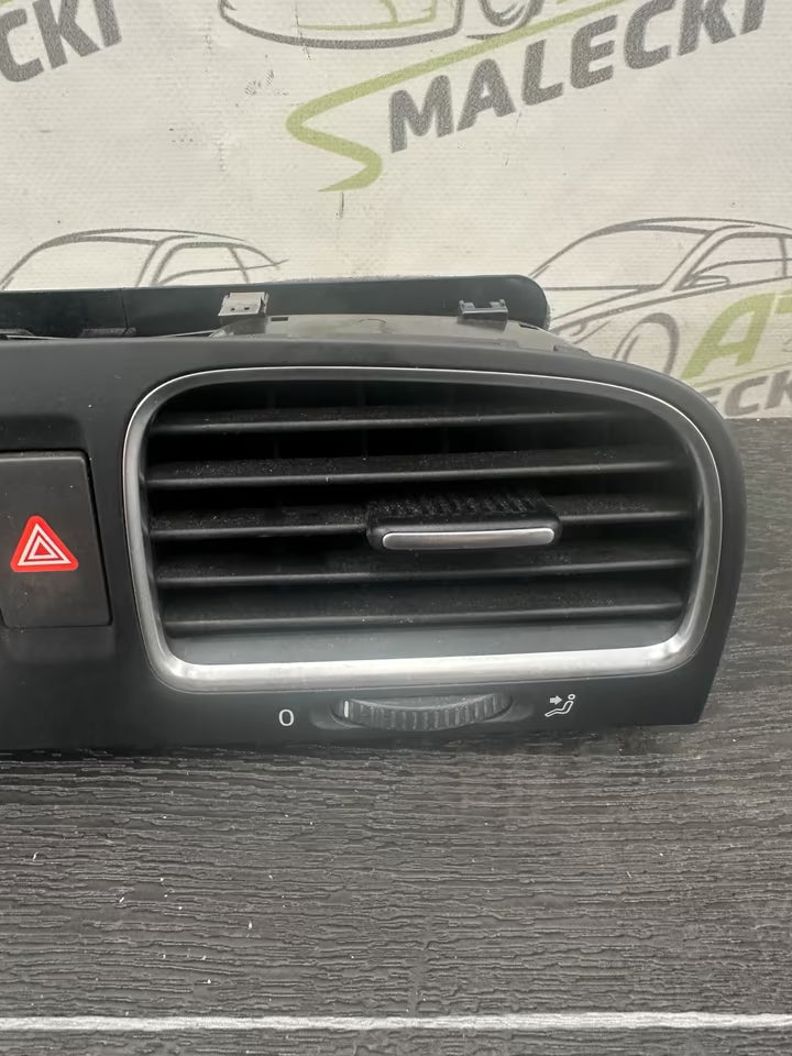 5K0815735D Lüftungsgitter Luftdüse Blende VW Golf VI 5K0815736D