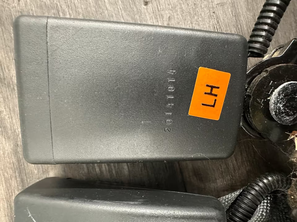 Gurtschloß Set Hinten Hyundai i10 BA II Modell komplett 13-19 Bj