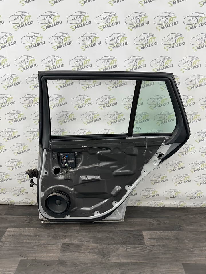 Door Rear Right Mercedes E Class W211 Model Color 755